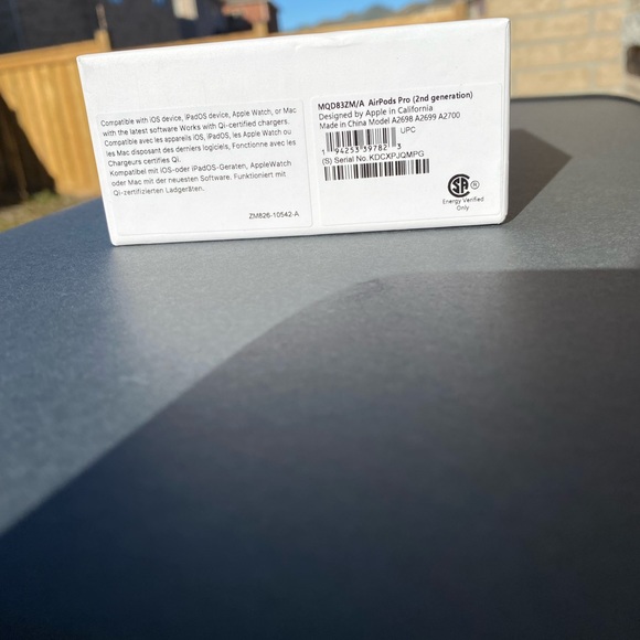 Air-Pod Pro 2 (2nd Generation) - Picture 4 of 4